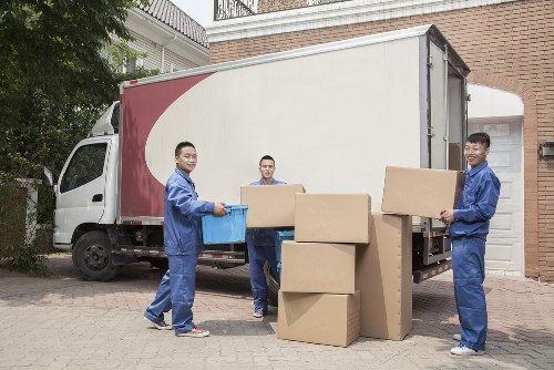 Local house removalists preparing a Westminster home move